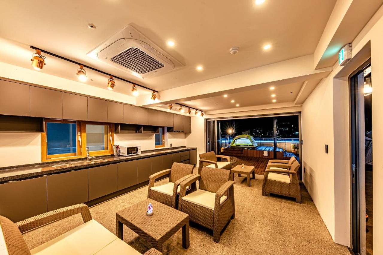 The Jade Hotel Jeju Exterior foto